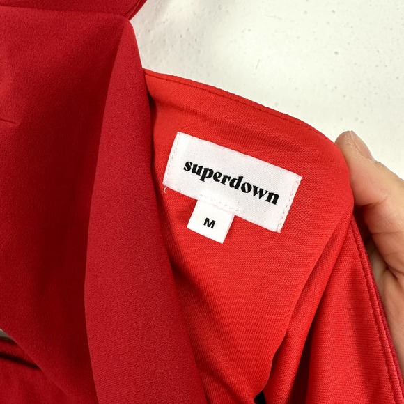NWT Superdown Emilie Cut Out Jumpsuit in Red Size Medium - Picture 4 of 8